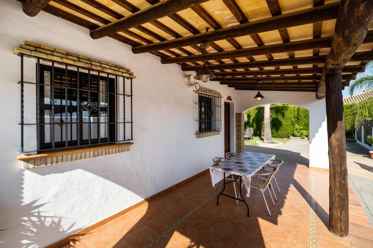 Holiday home Cortijo Entrepinares *