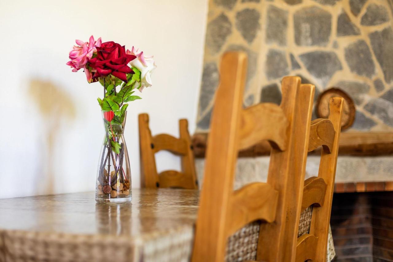 Holiday home Cortijo Entrepinares
